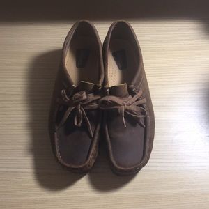 Clark Wallabees brown